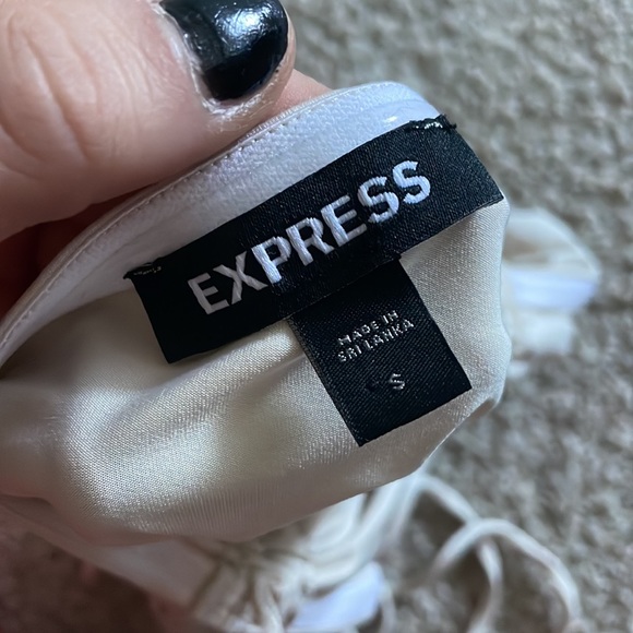 Express tan crop top - Picture 4 of 4